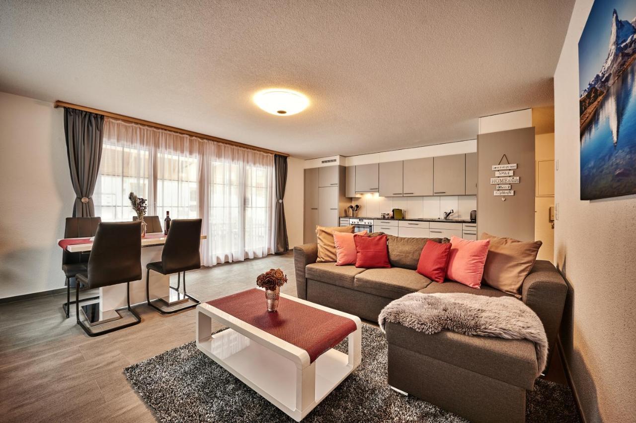 Apartment Breithorn - Charming Home - Free Parking & Wifi لوتربرونن المظهر الخارجي الصورة