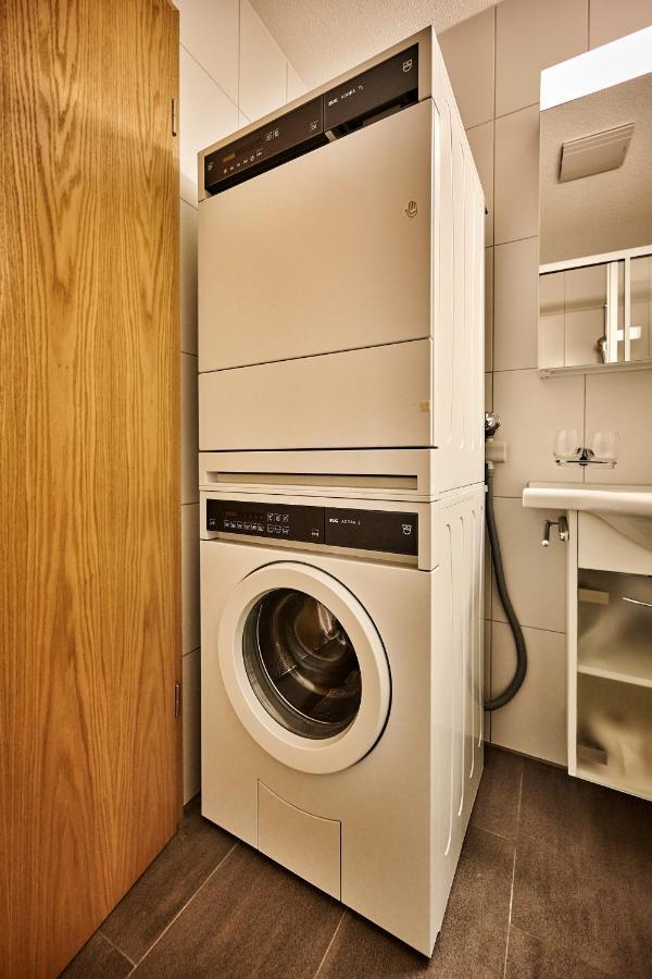 Apartment Breithorn - Charming Home - Free Parking & Wifi لوتربرونن المظهر الخارجي الصورة
